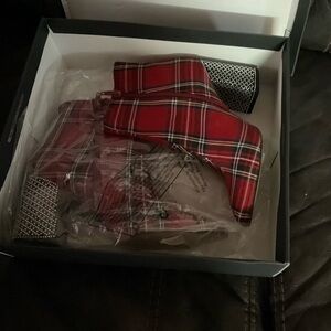Betsy Johnson NEW size 7 plaid boot bedazzled heel